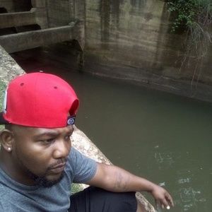 Meet your Posher, Leon